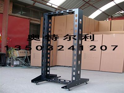 機(jī)柜存放計(jì)算機(jī)