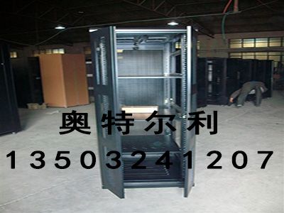機(jī)柜種類繁多