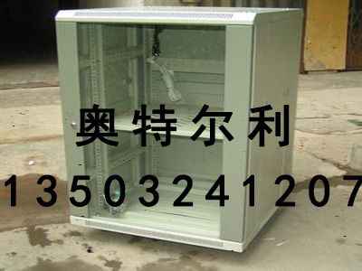 廠家直銷服務(wù)器機(jī)柜